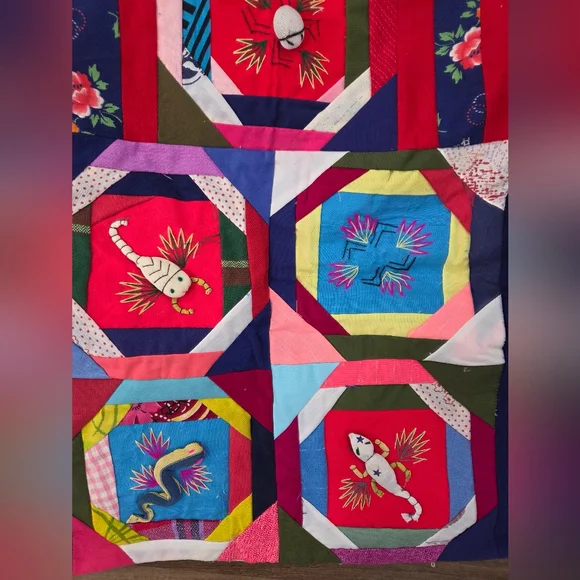 Vintage 80's Chinese Folk Art Vests Patchwork Embroidered Animals Handmade Kids - Picture 7 of 7